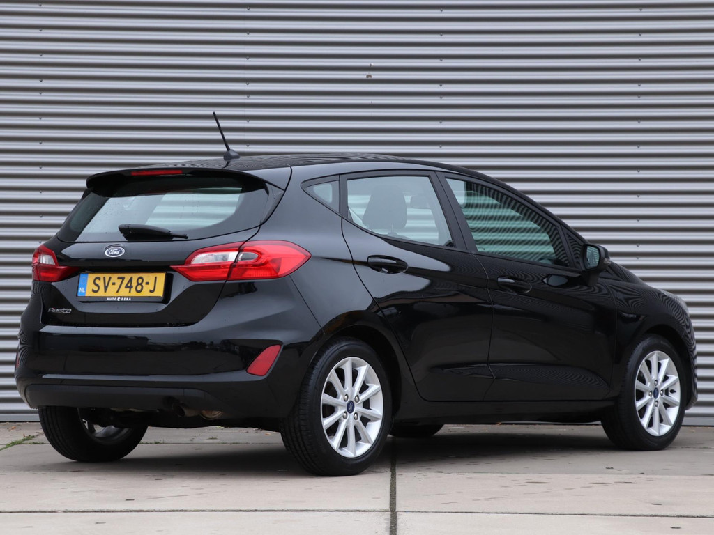 Ford Fiesta 1.1 Trend *Navigatie*Airco*Bluetooth* 46274132-1.jpg | Autodeka.nl