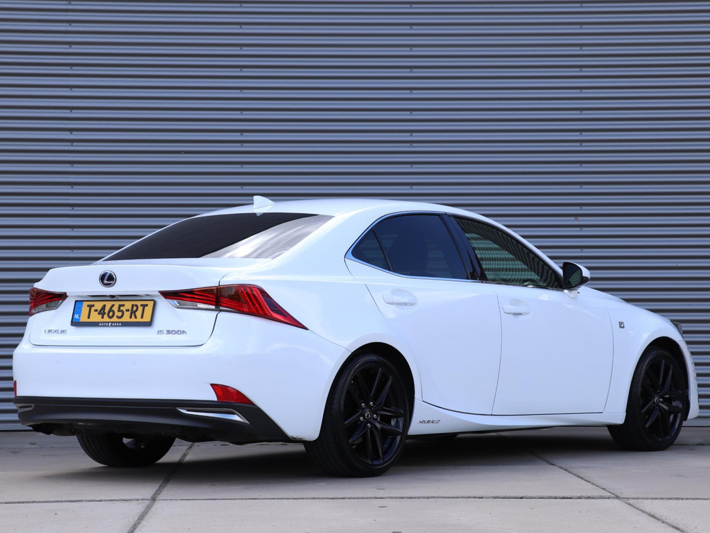 Lexus IS 300h Hybrid F-Sport Line *Mark Levinson*Adaptive Cruise* 47116435-1.jpg | Autodeka.nl