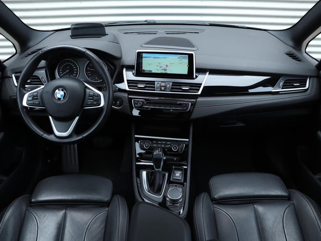 BMW 2 Serie Gran Tourer 218i Centennial High Executive Sport Line Automaat *Leder*Panodak* 47134159-2.jpg | Autodeka.nl
