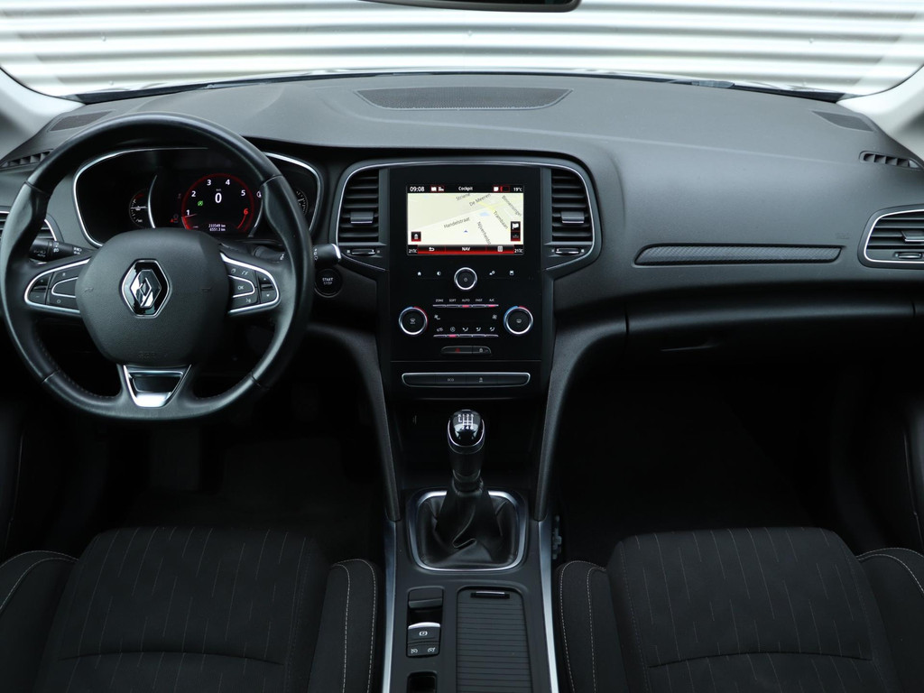 Renault Mégane Estate 1.3 TCe Limited *Navigatie*Trekhaak*Parkeersens.* 47220109-2.jpg | Autodeka.nl