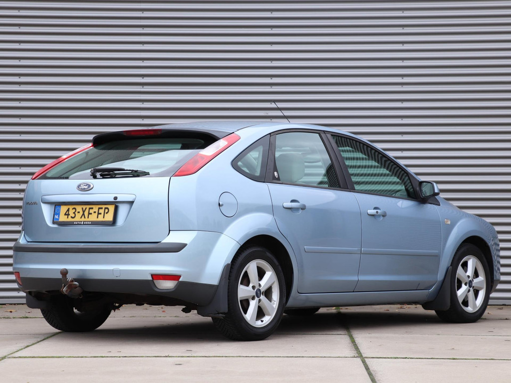 Ford Focus 1.6-16V Ghia *Klimaatreg.*Cruisecontr.*Keyless* 48749254-1.jpg | Autodeka.nl