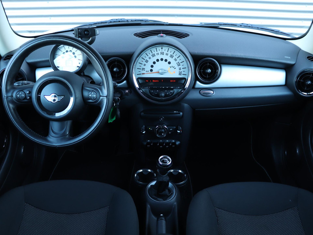 MINI One 1.6 MINIMALIST Business Line *Airco* 49527224-2.jpg | Autodeka.nl