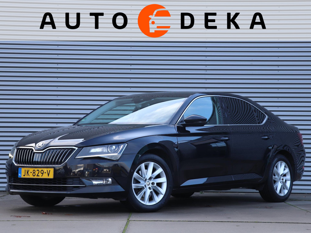 Škoda Superb 1.4 TSI ACT Style Business *Navigatie*Parkeersens.*Trekhaak* 49587596-0.jpg | Autodeka.nl