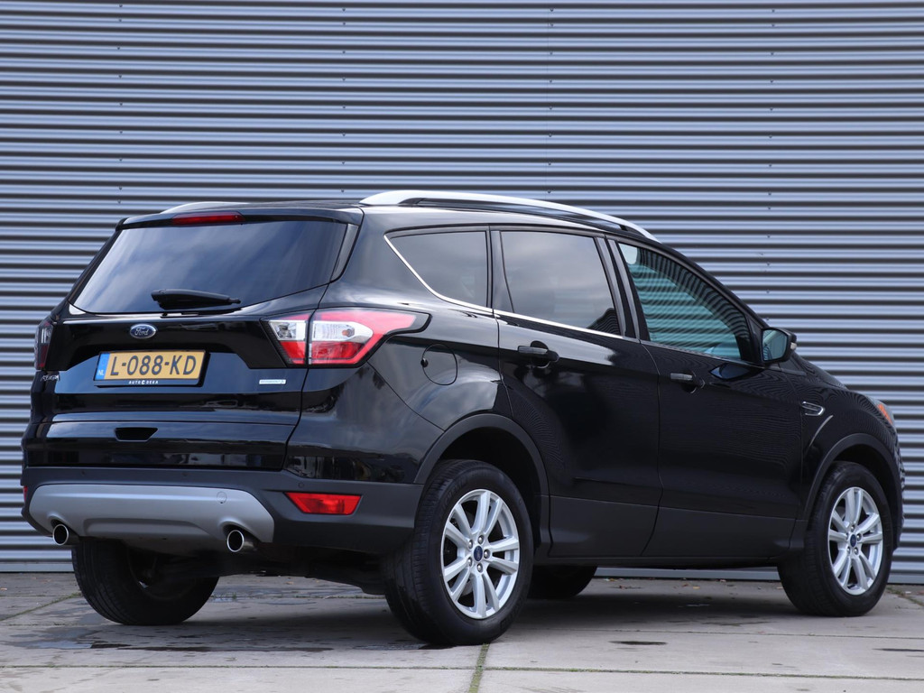 Ford Kuga 1.5 EcoBoost Titanium *Leder*Navigatie*Parkeersens.* 49757321-1.jpg | Autodeka.nl