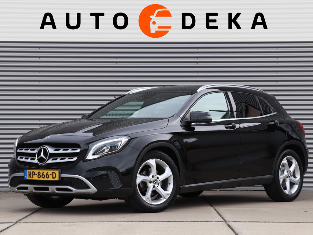 Mercedes-Benz GLA 180 Activity Edition Automaat *Navigatie*Sportstoelen* 49937460-0.jpg | Autodeka.nl
