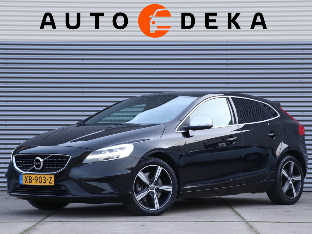 Volvo V40 1.5 T3 Polar+ Sport R-Design Automaat *Panodak* 50214123-0.jpg | Autodeka.nl