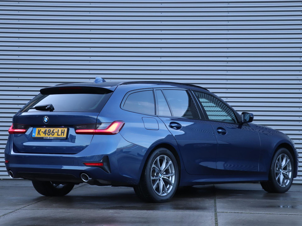 BMW 3 Serie Touring 320i Sport Executive Edition Automaat *Sfeerverlichting* 50641955-1.jpg | Autodeka.nl