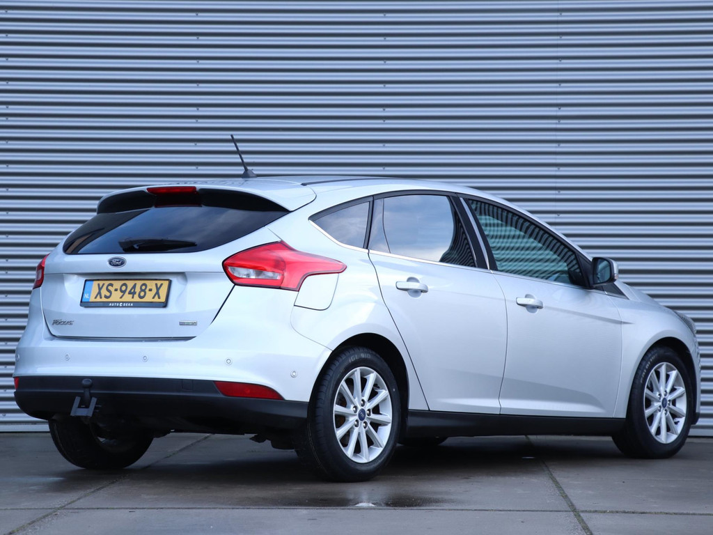 Ford Focus 1.0 EcoBoost Titanium *Winterpack*Navigatie*Parkeersens.* 50744060-1.jpg | Autodeka.nl