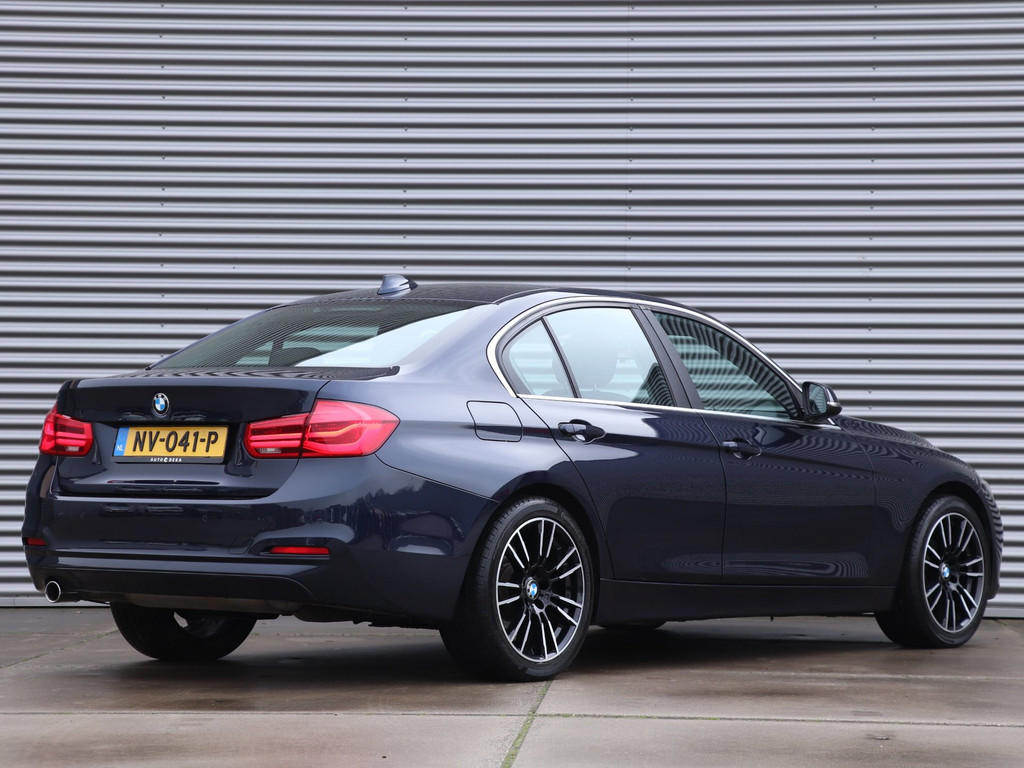 BMW 3 Serie 318i Executive Automaat *Navigatie*Parkeersens.* 51591310-1.jpg | Autodeka.nl