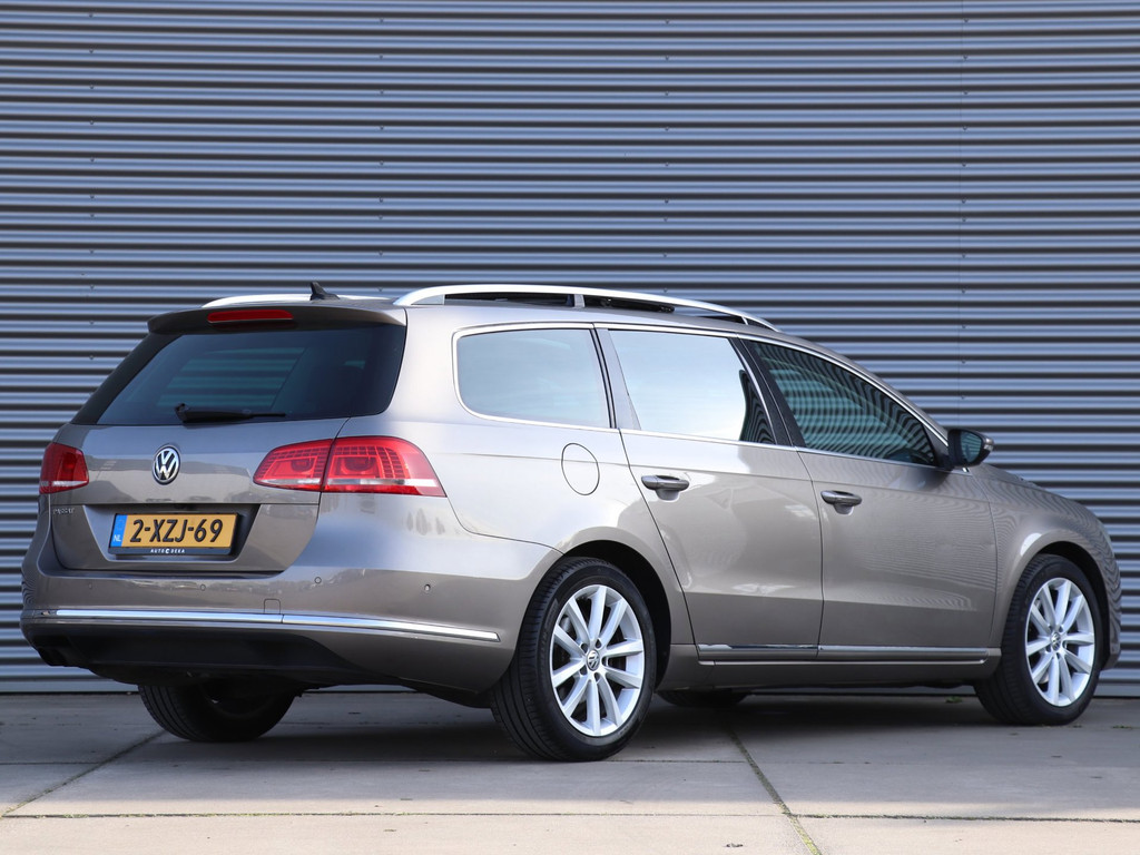 Volkswagen Passat Variant 2.0 TSI Highline Automaat *Leder*Panodak*ACC*Stoelventilatie* 52279172-1.jpg | Autodeka.nl