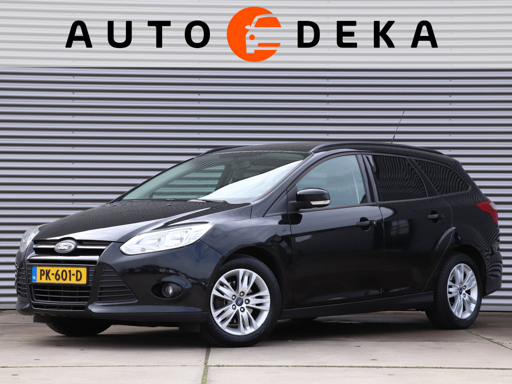 Ford Focus Wagon 1.0 EcoBoost Trend *Parkeersens.*Trekhaak* 52531354-0.jpg | Autodeka.nl