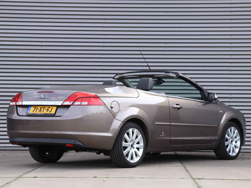 Ford Focus Coupé-Cabriolet 2.0-16V Titanium *Leder*Stoelverw.* 52930624-2.jpg | Autodeka.nl