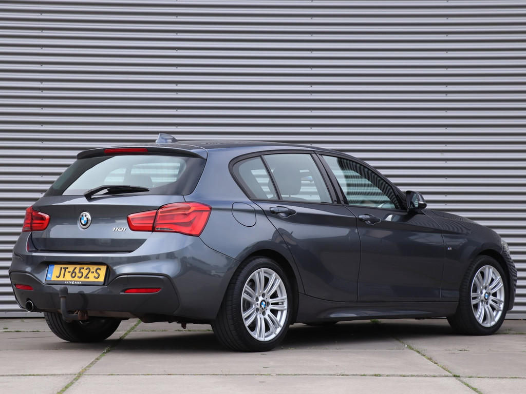 BMW 1 Serie 118i M-Sport Centennial Executive *Navigatie*Parkeersens.* 53037411-1.jpg | Autodeka.nl