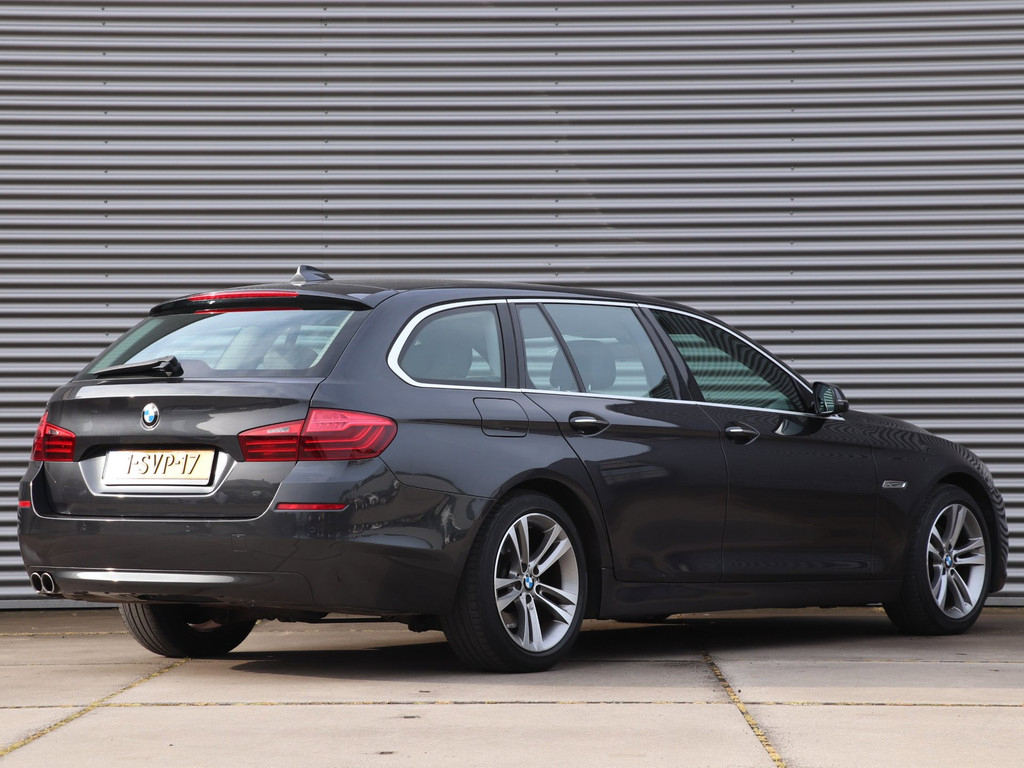 BMW 5 Serie Touring 520i Luxury Edition Automaat *Leder* 53206405-1.jpg | Autodeka.nl