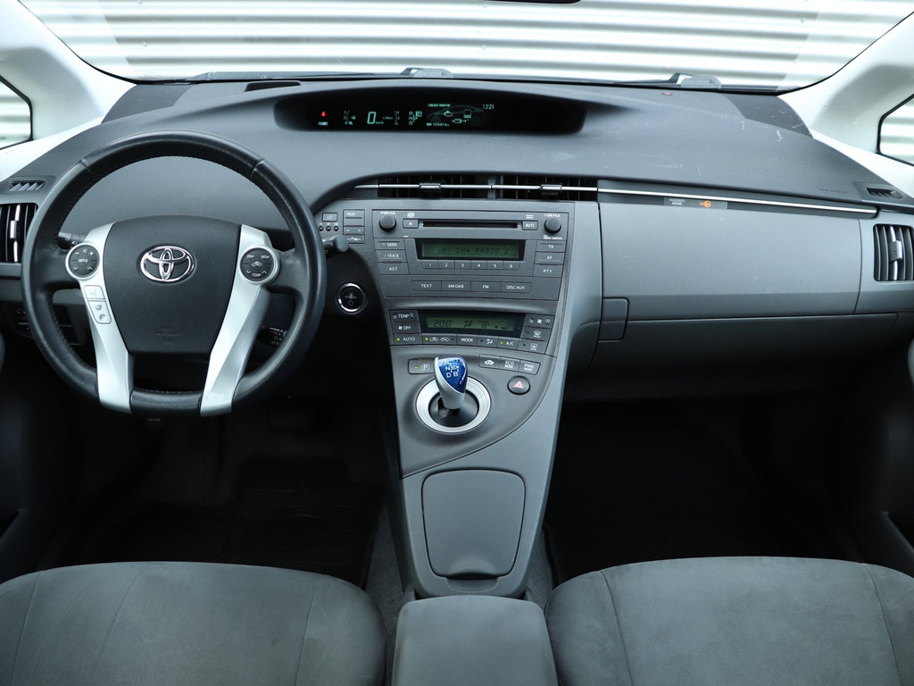 Toyota Prius 1.8 Aspiration *Klimaatreg.*Cruisecontr.*Head-up* 53213054-2.jpg | Autodeka.nl