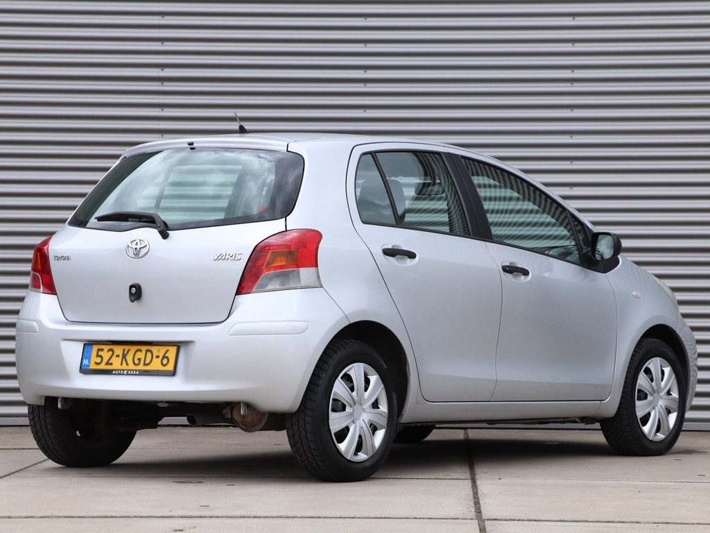Toyota Yaris 1.3 VVTi Comfort *6-bak*Elektr. ramen* 54042269-1.jpg | Autodeka.nl