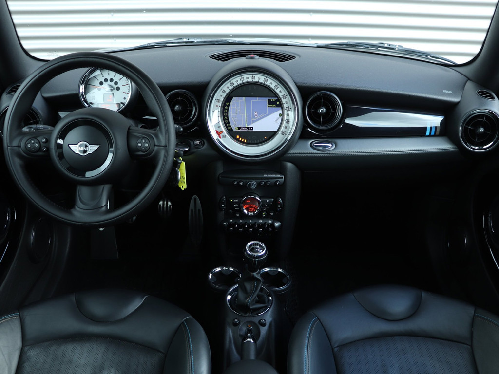 MINI Cooper S 1.6 Cooper S Bayswater JCW *1e Eigenaar*Leder*Panodak 54261466-2.jpg | Autodeka.nl