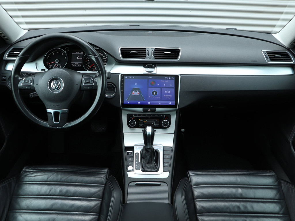 Volkswagen Passat Variant 1.4 TSI Highline Automaat *Leder*Panodak*Xenon* 54680649-2.jpg | Autodeka.nl