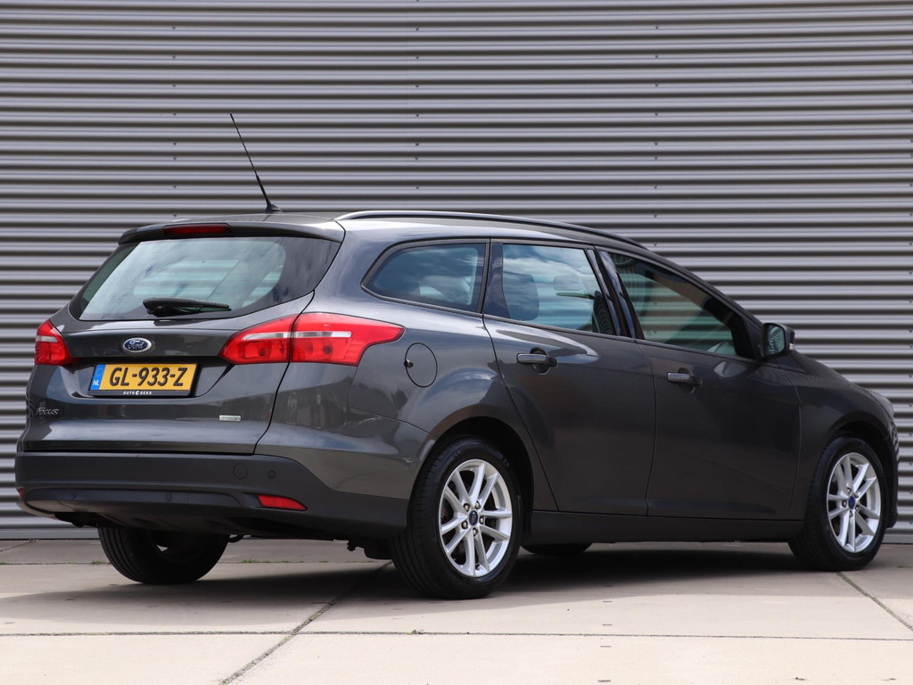Ford Focus Wagon 1.0 EcoBoost Trend Edition *Nieuwe distributieriem* 54793547-1.jpg | Autodeka.nl