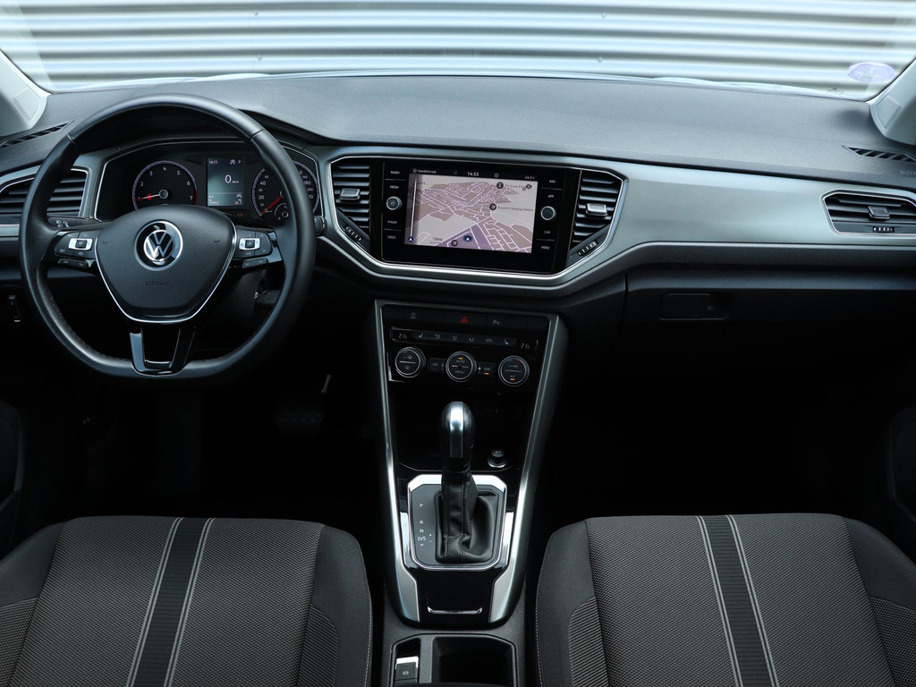 Volkswagen T-Roc 1.5 TSI Style Automaat *Navigatie*Parkeersens.*Stoelverw.* 55021458-2.jpg | Autodeka.nl