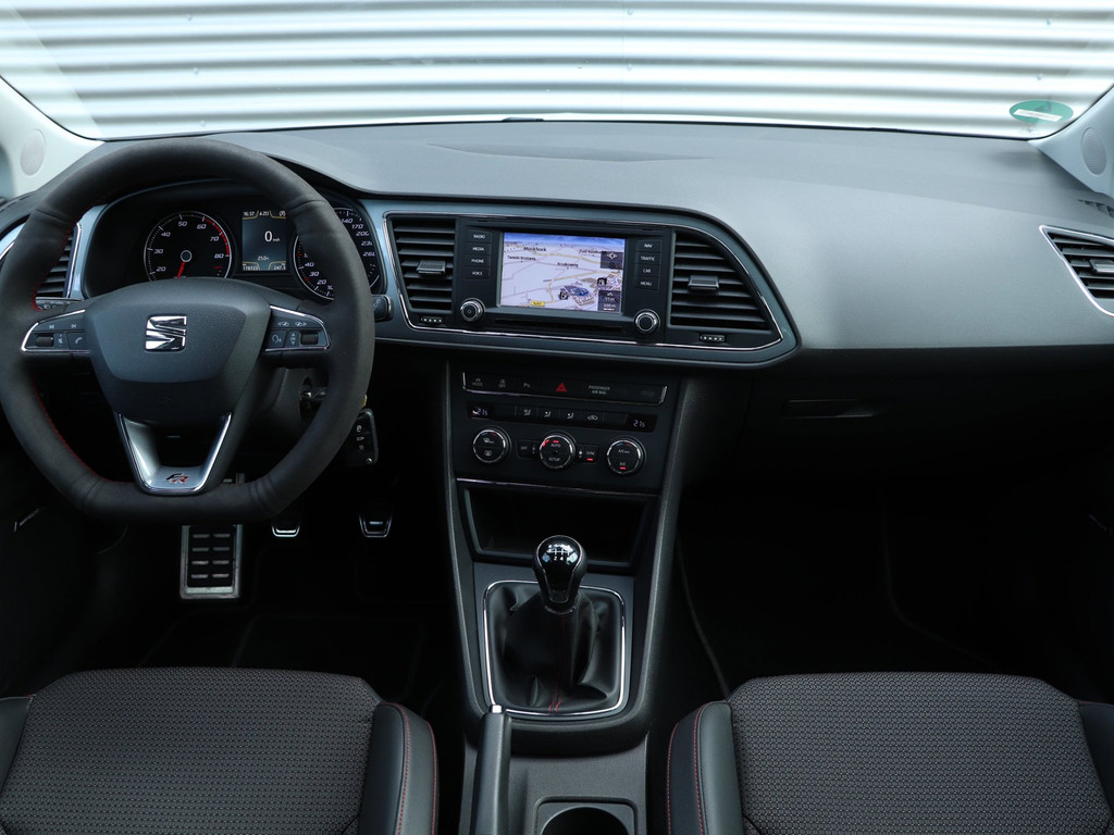 SEAT Leon 1.4 TSI ACT FR Dynamic *Navigatie*Parkeersens.*Trekhaak* 55515193-2.jpg | Autodeka.nl