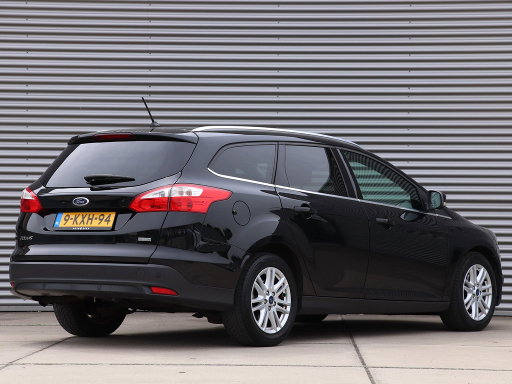 Ford Focus Wagon 1.0 EcoBoost Titanium *Navigatie*Trekhaak*Parkeersens.* 55575991-1.jpg | Autodeka.nl