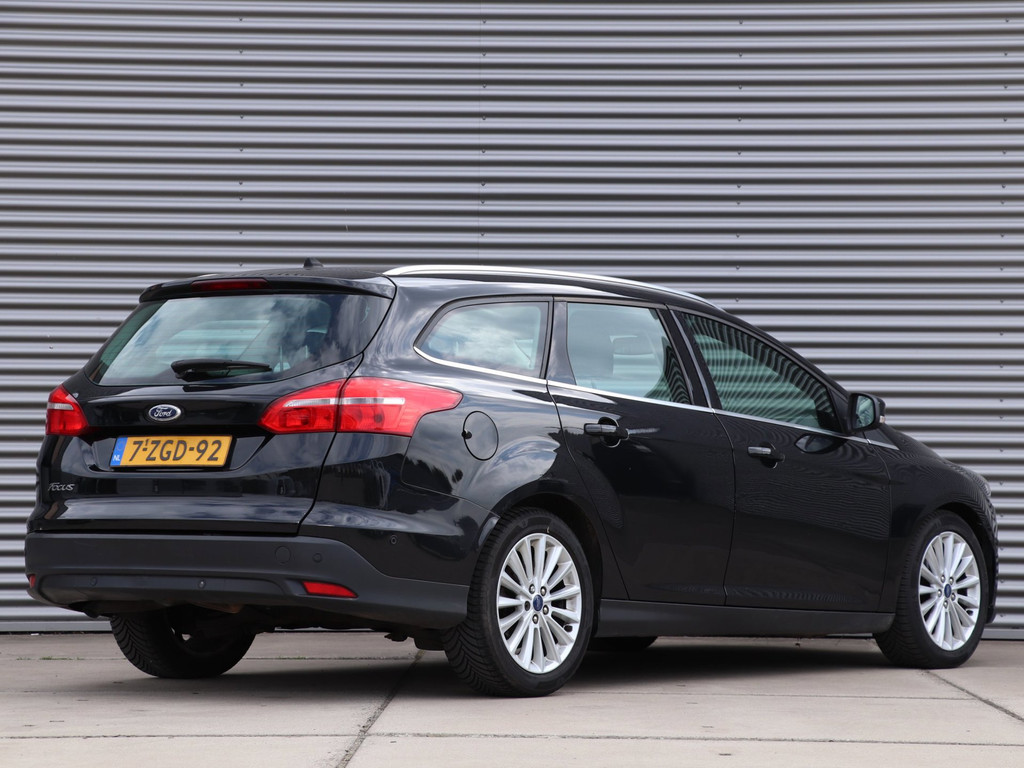 Ford Focus Wagon 1.5 TDCI Titanium Edition *Dealeronderh.*Navigatie* 55594661-1.jpg | Autodeka.nl