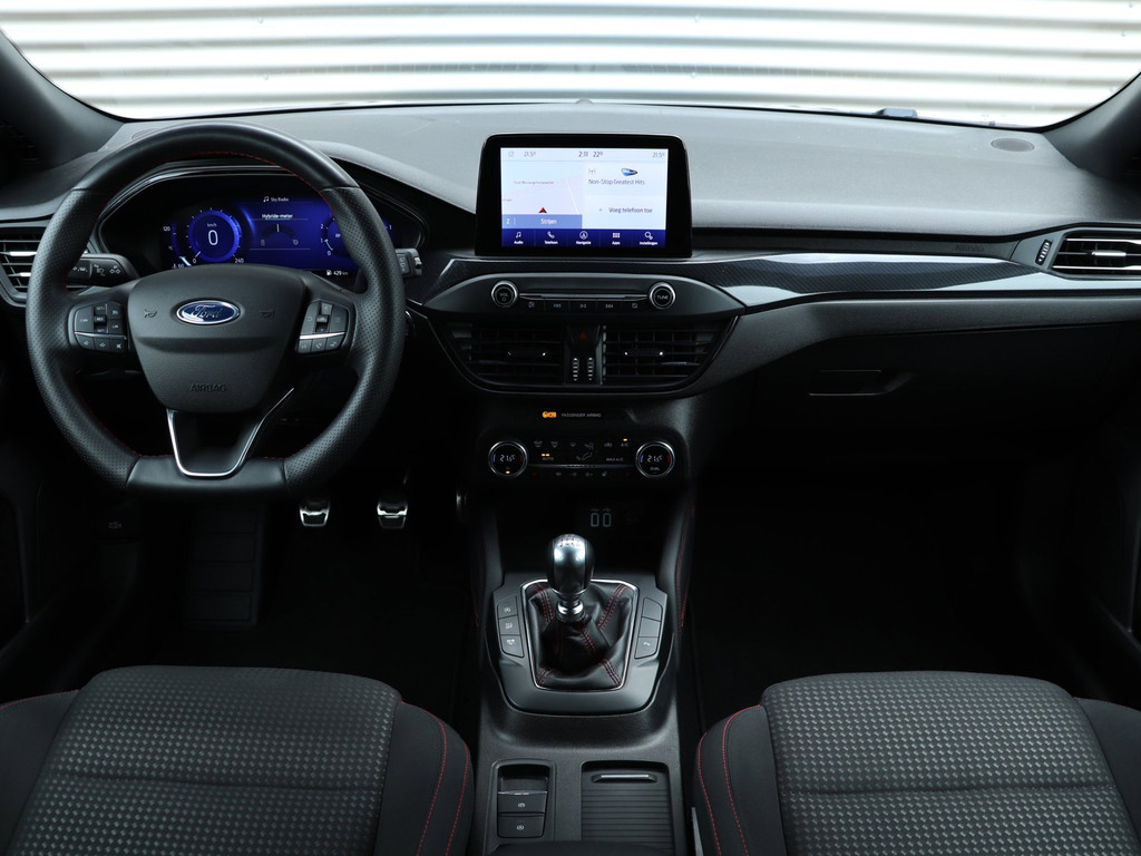 Ford Focus Wagon 1.0 EcoBoost Hybrid 155pk ST Line X Business *Winterpack* 56015993-2.jpg | Autodeka.nl