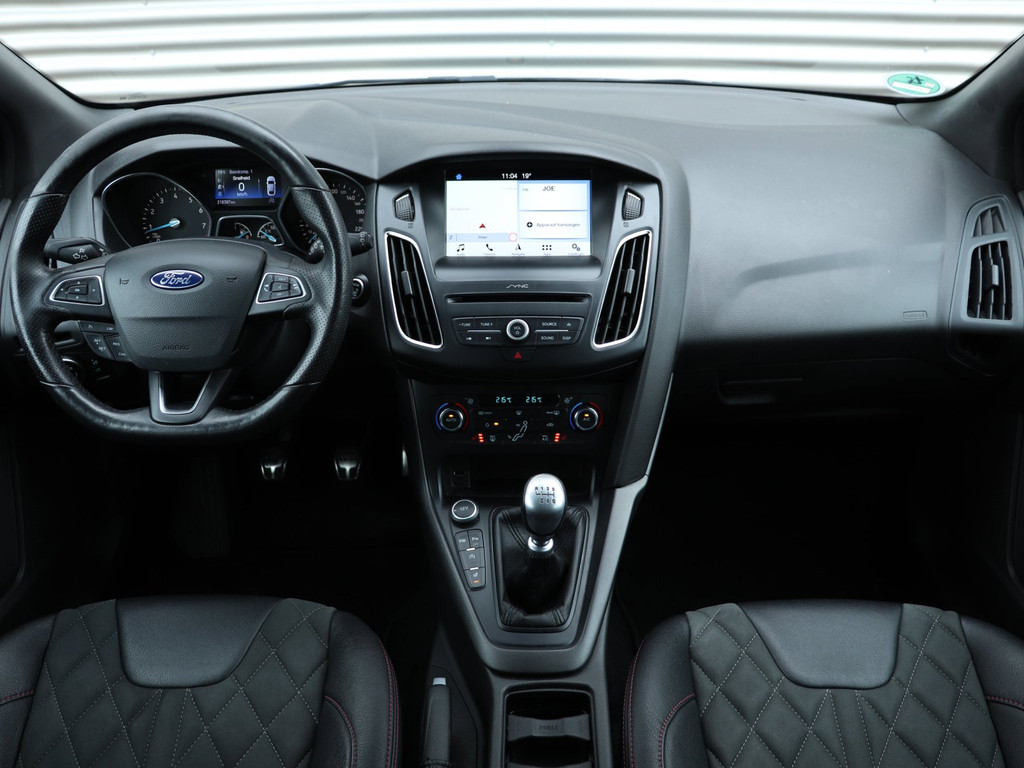Ford Focus Wagon 1.5 EcoBoost ST-Line 182 *1e Eigenaar*Dealeronderh.* 56526752-2.jpg | Autodeka.nl