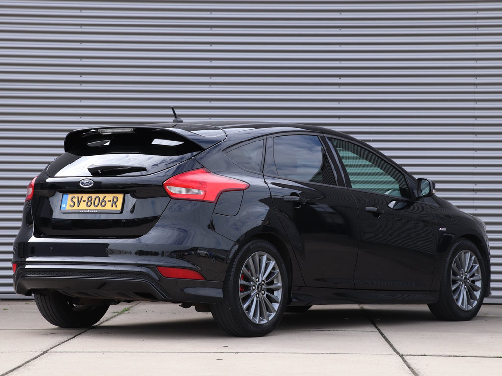 Ford Focus 1.0 EcoBoost ST-Line *Dealeronderh.*Navigatie*Parkeersens.* 56600204-1.jpg | Autodeka.nl