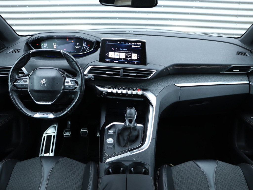 Peugeot 5008 1.2 PureTech GT-Line 7 PERS. *Zie omschrijving* 57499335-2.jpg | Autodeka.nl