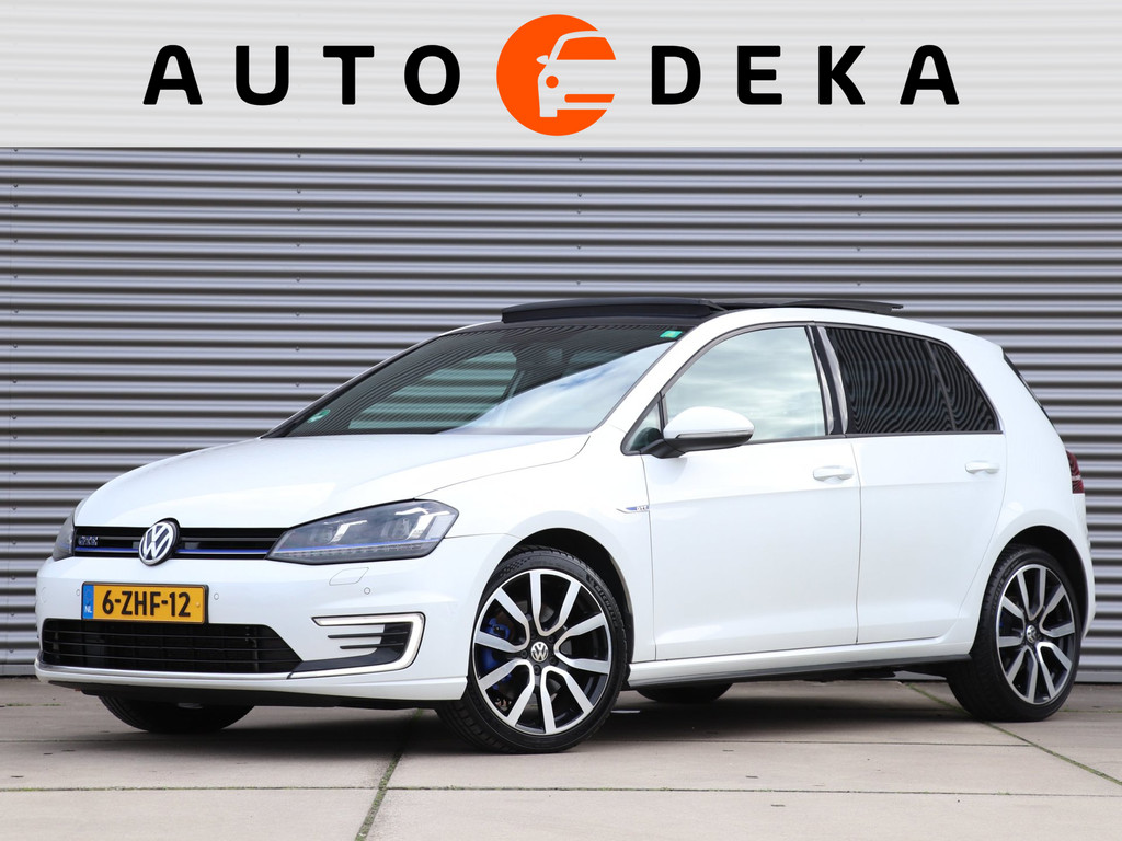 Volkswagen Golf 1.4 TSI GTE *Panodak*Stoelverw.*Camera* 57543851-0.jpg | Autodeka.nl